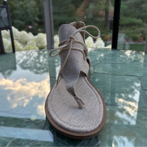 Women’s size 9 pierre dumas sandals - Picture 5 of 7